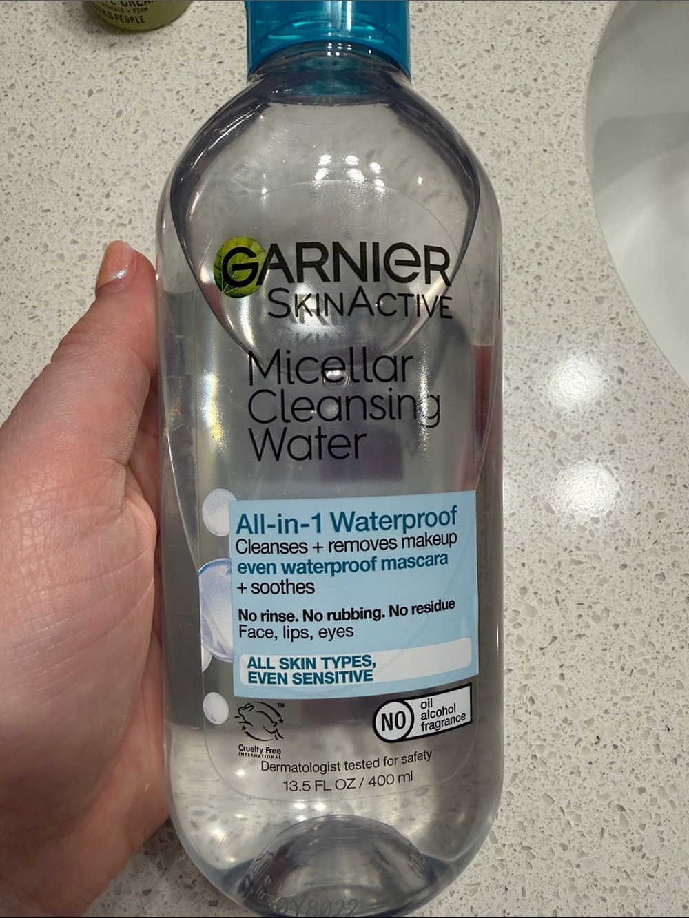 Garnier Micellar Cleansing Water - Clear and Blue Cap, new 400ml